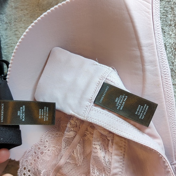 Set of 2 understance bras 36D - Picture 3 of 4
